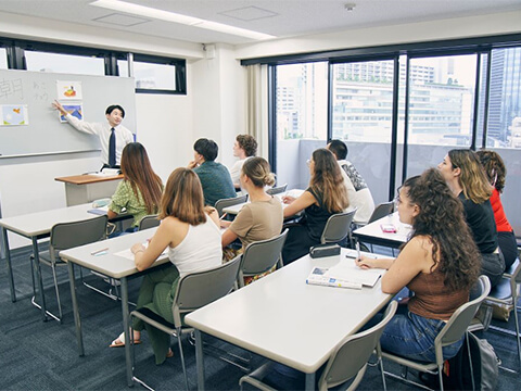 Classrooms（4F～7F）