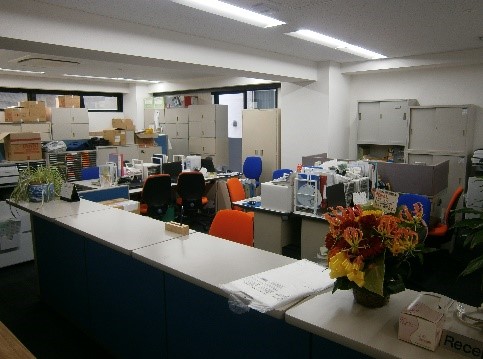 事務室（2F）